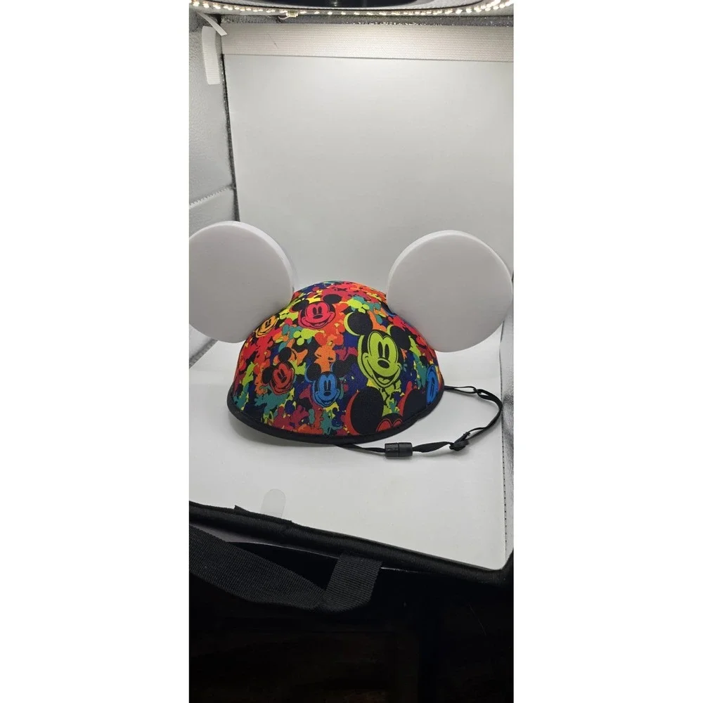 Disney Parks Mickey Mouse‎ Light-Up Ears Hat Theme Park Souvenir